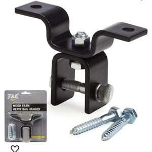 NWT Everlast Wood beam Heavy Bag Hanger